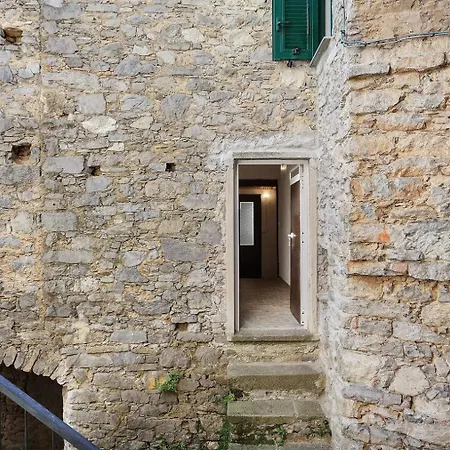 Apartment Tramonti & Monti 5 Terre Quaratica